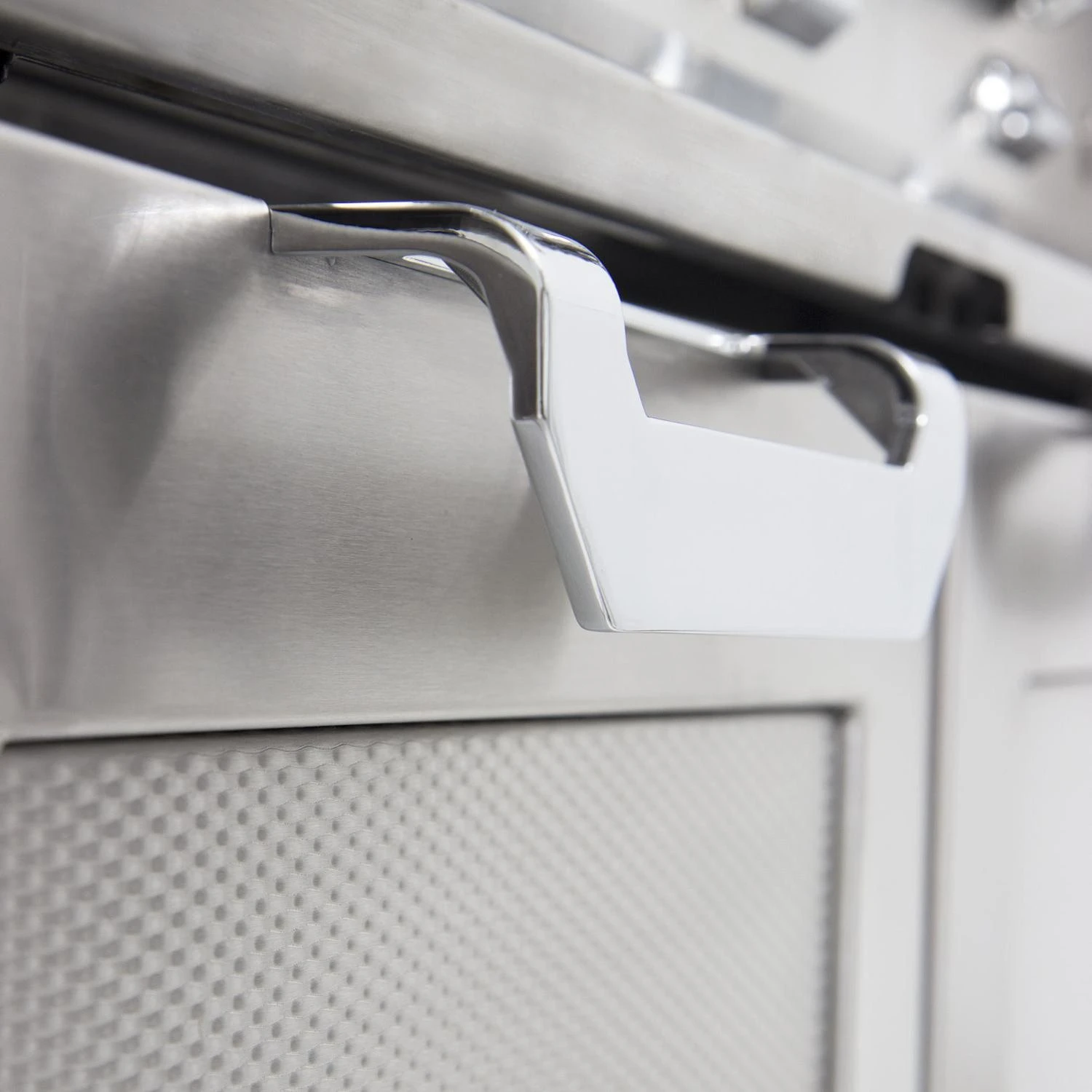 Hestan GCR42 Double Drawer And Door Cart, 42-Inches 6 Hestan GCR42 Double Drawer And Door Cart, 42-Inches - Image 4