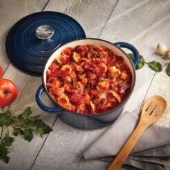 Napoleon 70152 Cast Iron Round Casserole Dish 7 Napoleon 70152 Cast Iron Round Casserole Dish -Barbecue Supplies Store nap 70152 c 02 23