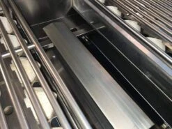 Summerset SIZPRO32-CART-SIZ32 Sizzler Pro Series Gas Grill On Deluxe Cart, 32-Inch -Barbecue Supplies Store sizpro burners